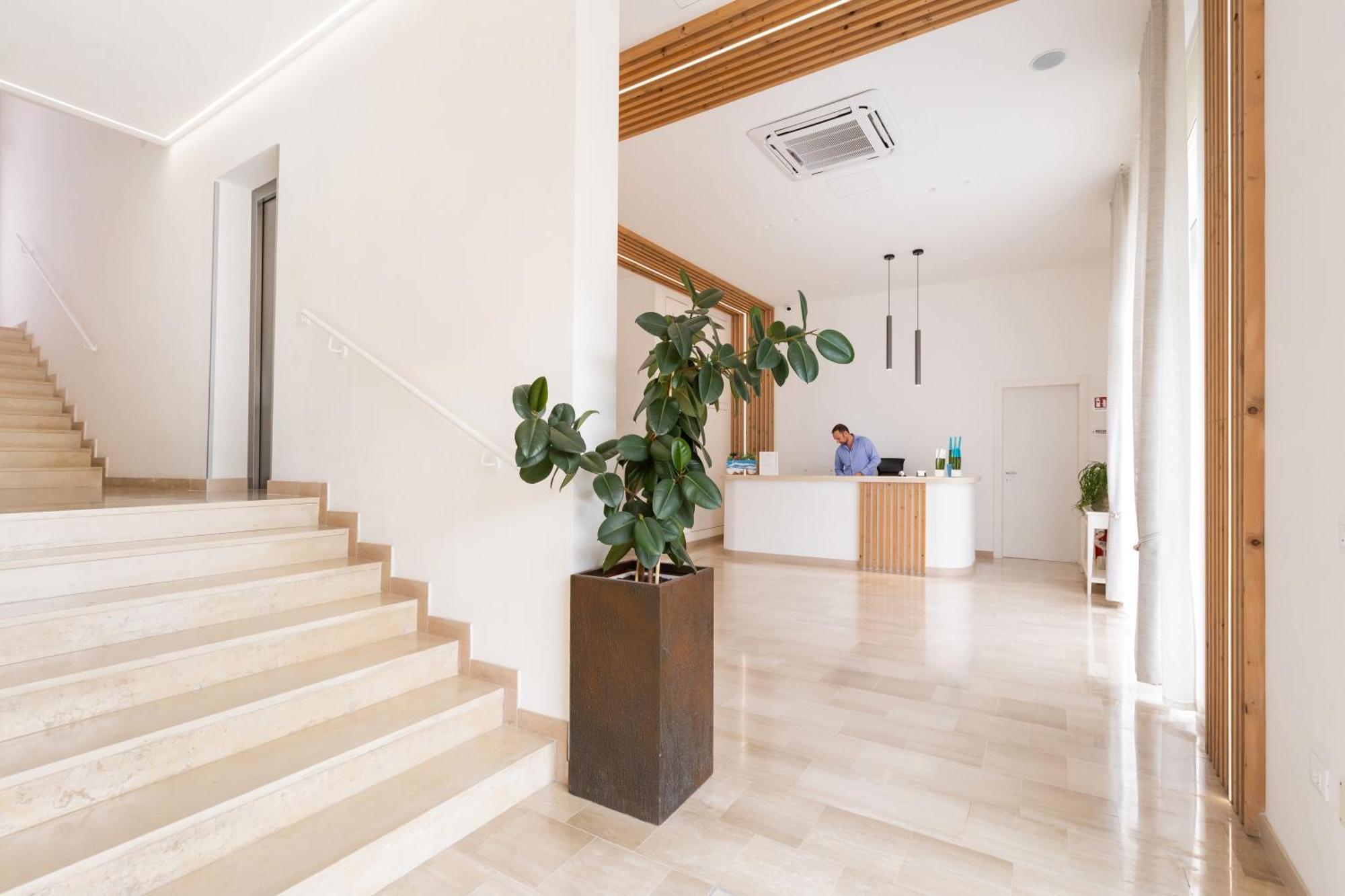 Fontana Vecchia Apartmanhotel 3*